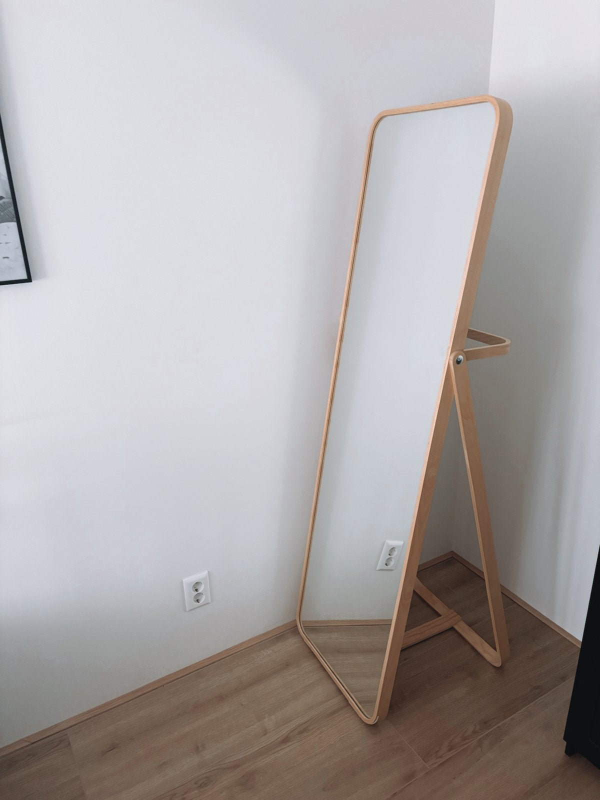 IKEA IKORNNES staande spiegel, essen, 52x167 cm, Ophalen, Zo goed als nieuw, 150 tot 200 cm, Rechthoekig