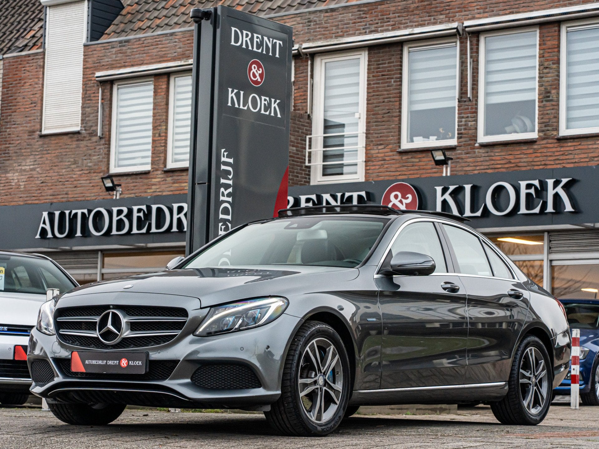 Mercedes-Benz C-Klasse 350 e Lease Edition PANO 360 CAMERA T, Auto's, Automaat, Achterwielaandrijving, Gebruikt, Leder en Stof
