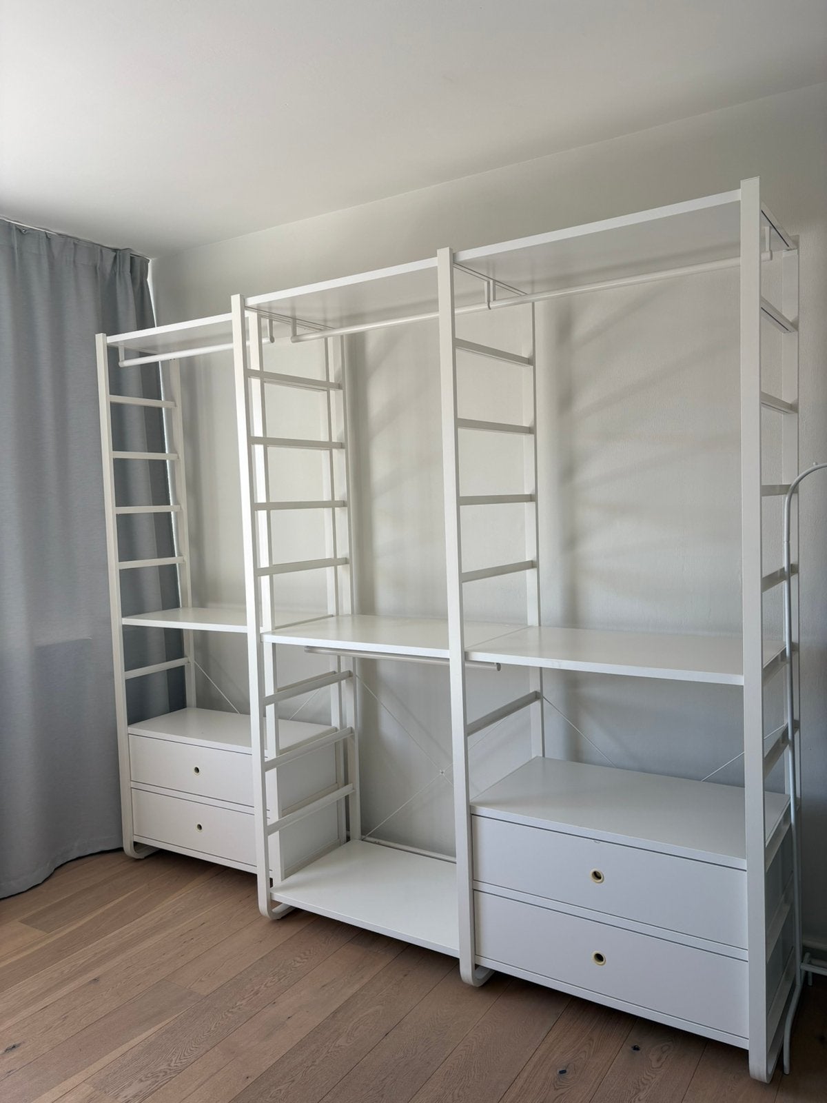 IKEA ELVARLI kledingkasten - compleet met 4 lades, Ophalen, Gebruikt, 100 tot 150 cm, 50 tot 75 cm