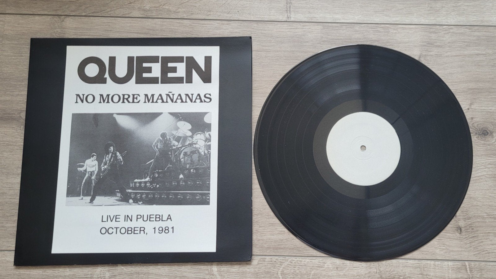 Queen bootleg No more Mananas, Ophalen of Verzenden, Gebruikt, 12 inch, Poprock