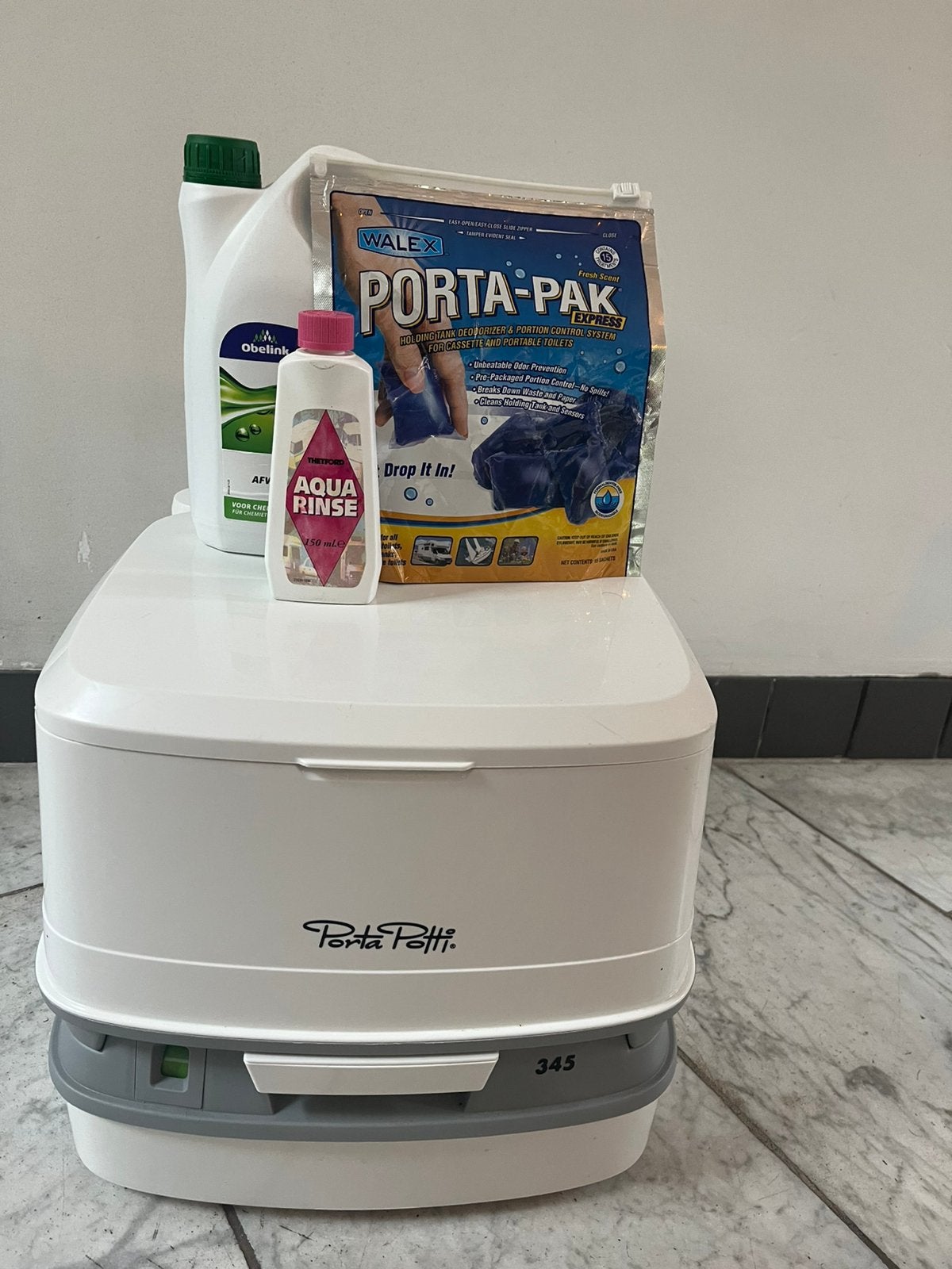 Porta potti 345, Caravans en Kamperen, Ophalen, Zo goed als nieuw