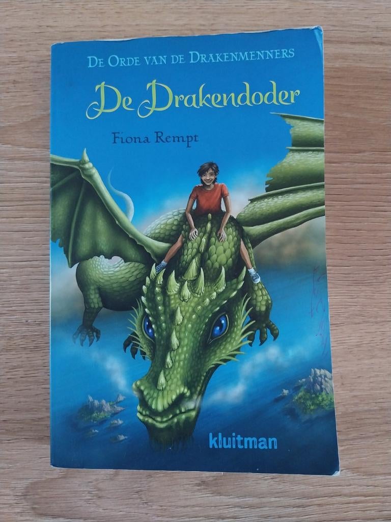 De drakendoder de orde van de drakenmenners kinderleesboek, Ophalen of Verzenden, Zo goed als nieuw, Fiona Rempt