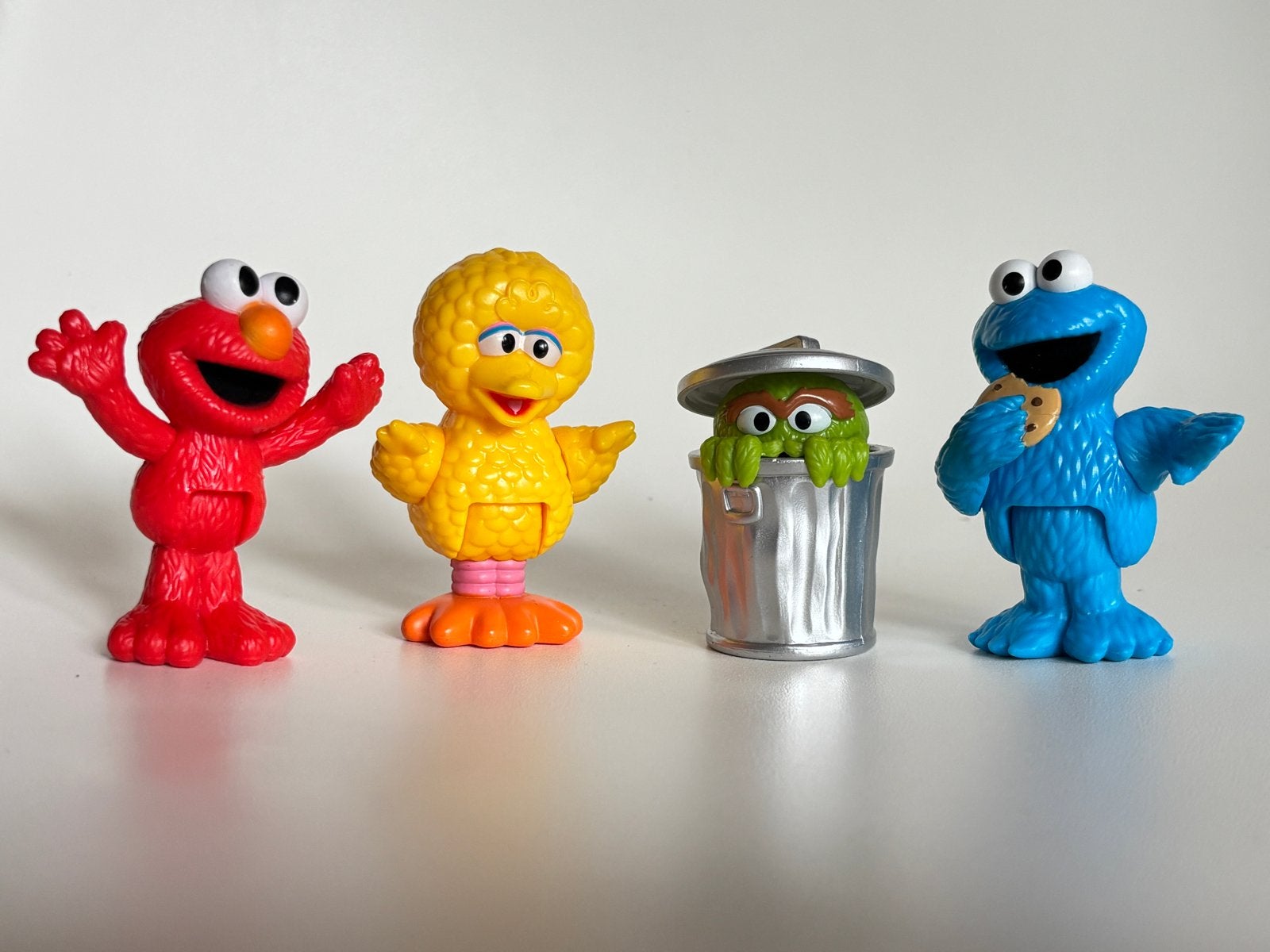 Sesamstraat figuren set: Elmo, Pino, Oscar, Koekiemonster, Ophalen of Verzenden, Gebruikt