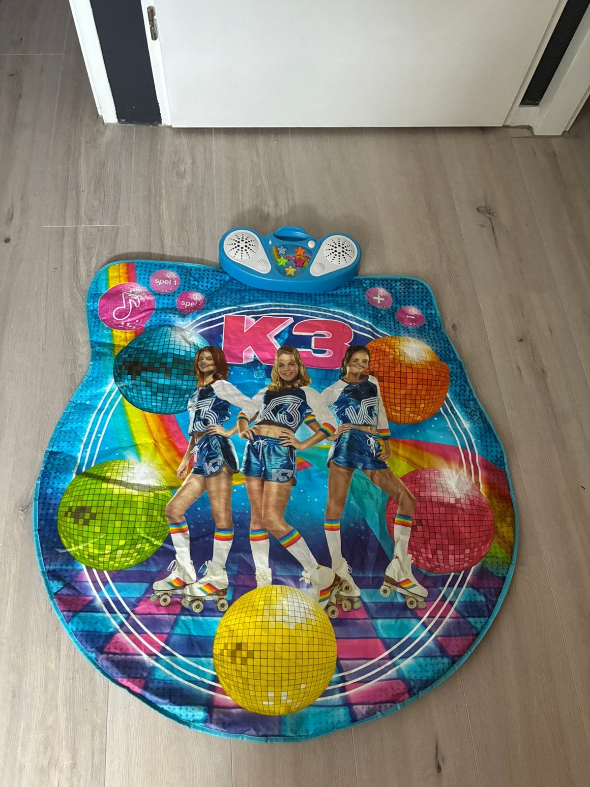 K3 dansmat, Ophalen, Zo goed als nieuw