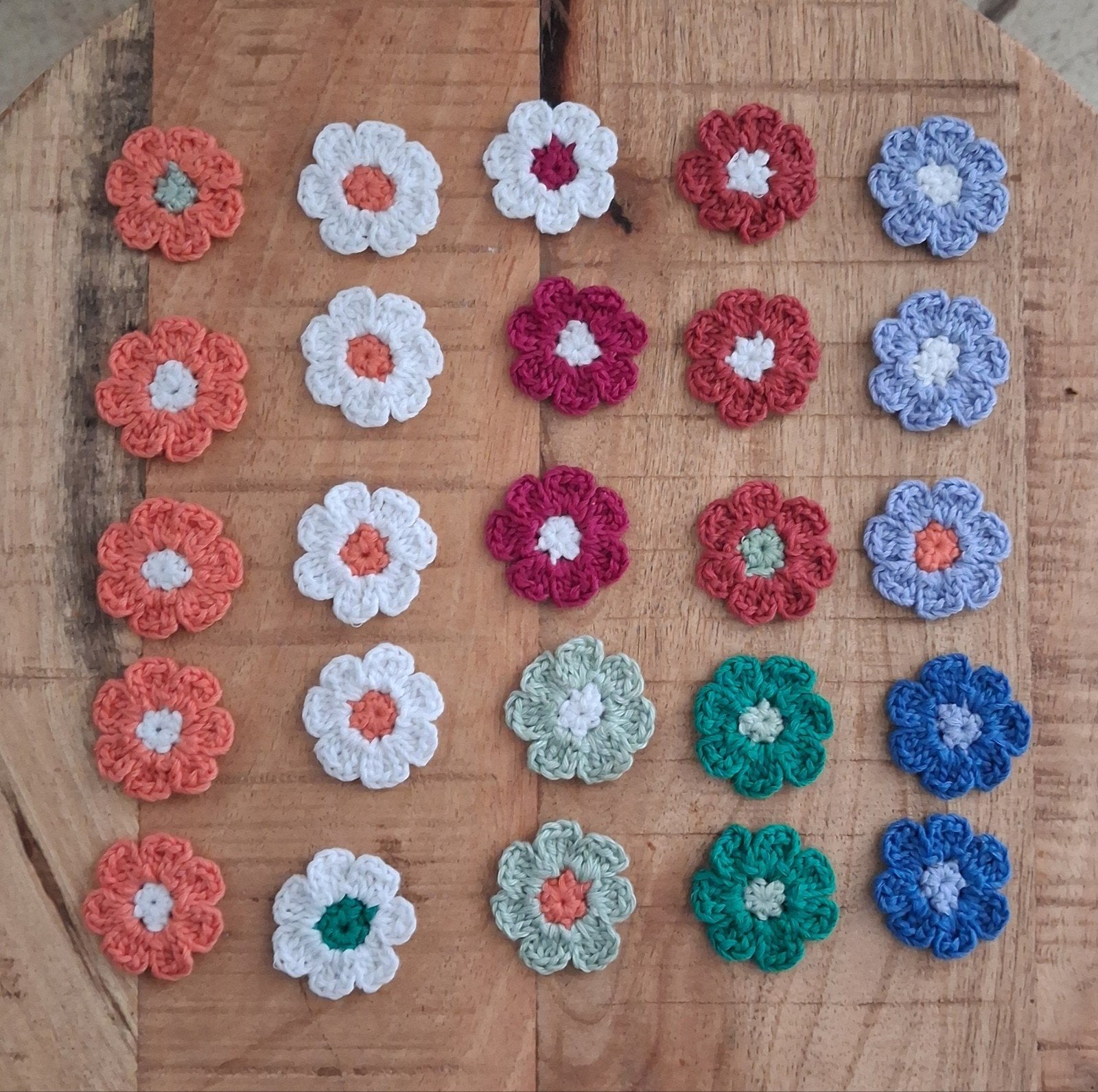 Gehaakte bloemetjes decoratie, Ophalen of Verzenden, Nieuw, Haken