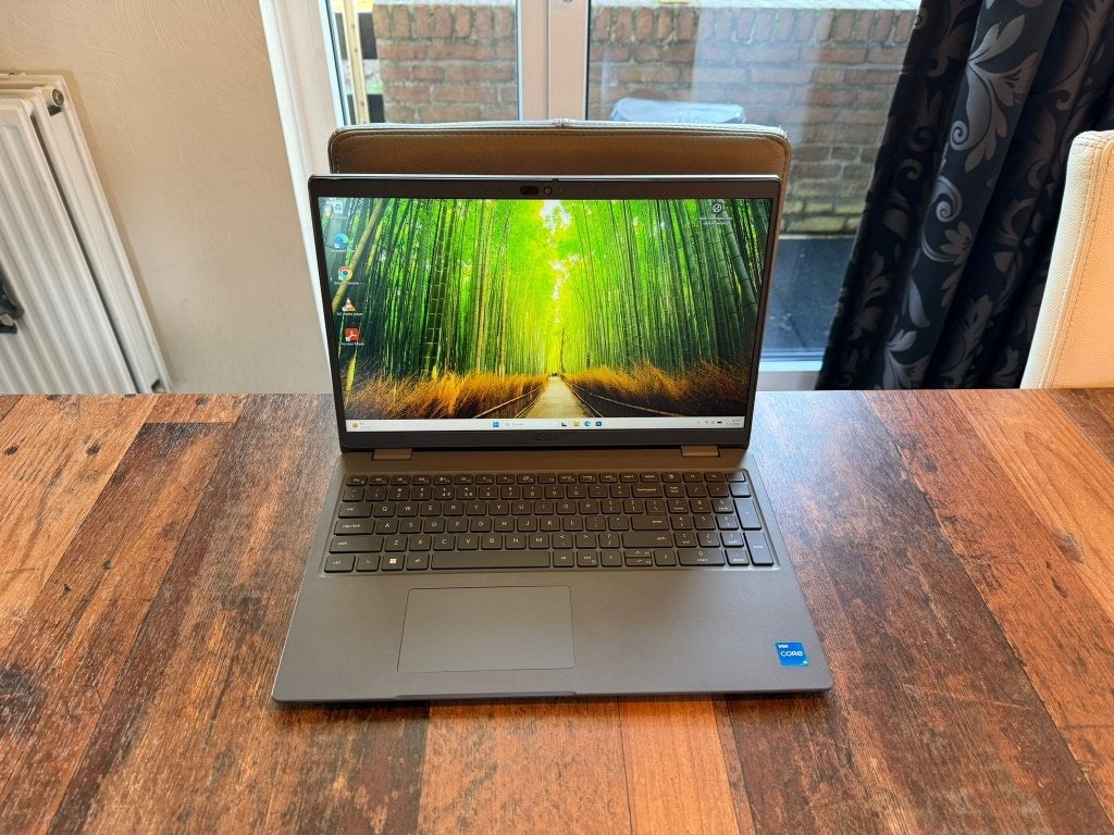 Dell Latitude 3540 | i5 | 8GB | 1TB SSD | GEBRUIKSKLAAR, Computers en Software, Dell Latitude 3540, 2 tot 3 Ghz, 8 GB, Ophalen of Verzenden