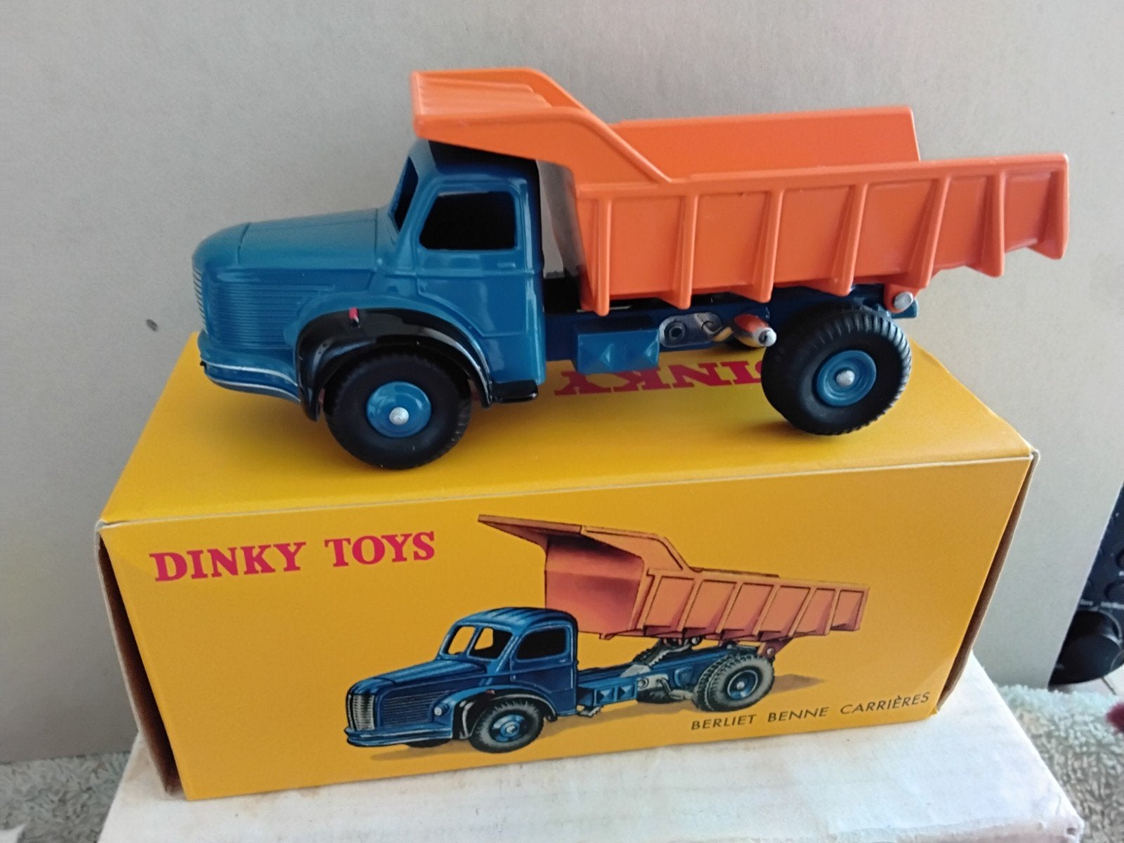 DINKY  TOYS  ATLAS    BERLIET  BENNE  CARRIËRES   NO  34 A, Verzenden, Zo goed als nieuw, Auto, Dinky Toys