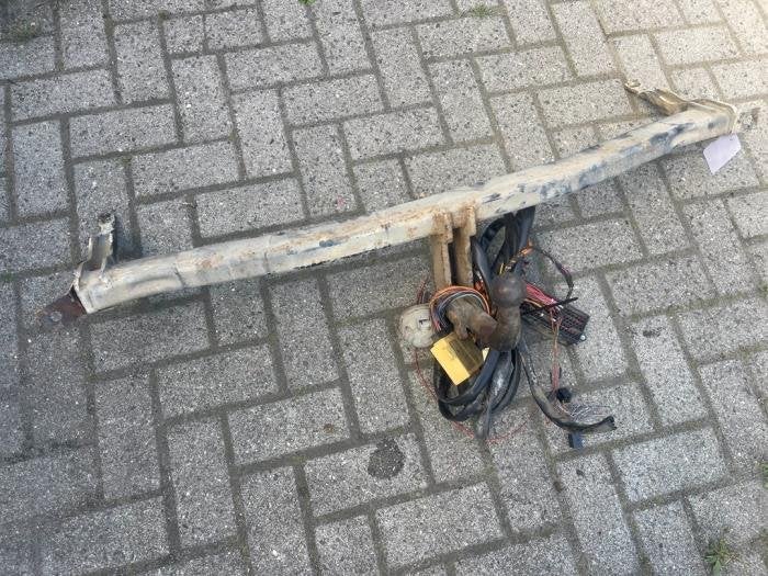 Trekhaak van een Volkswagen Caddy, Gebruikt, -, -, -