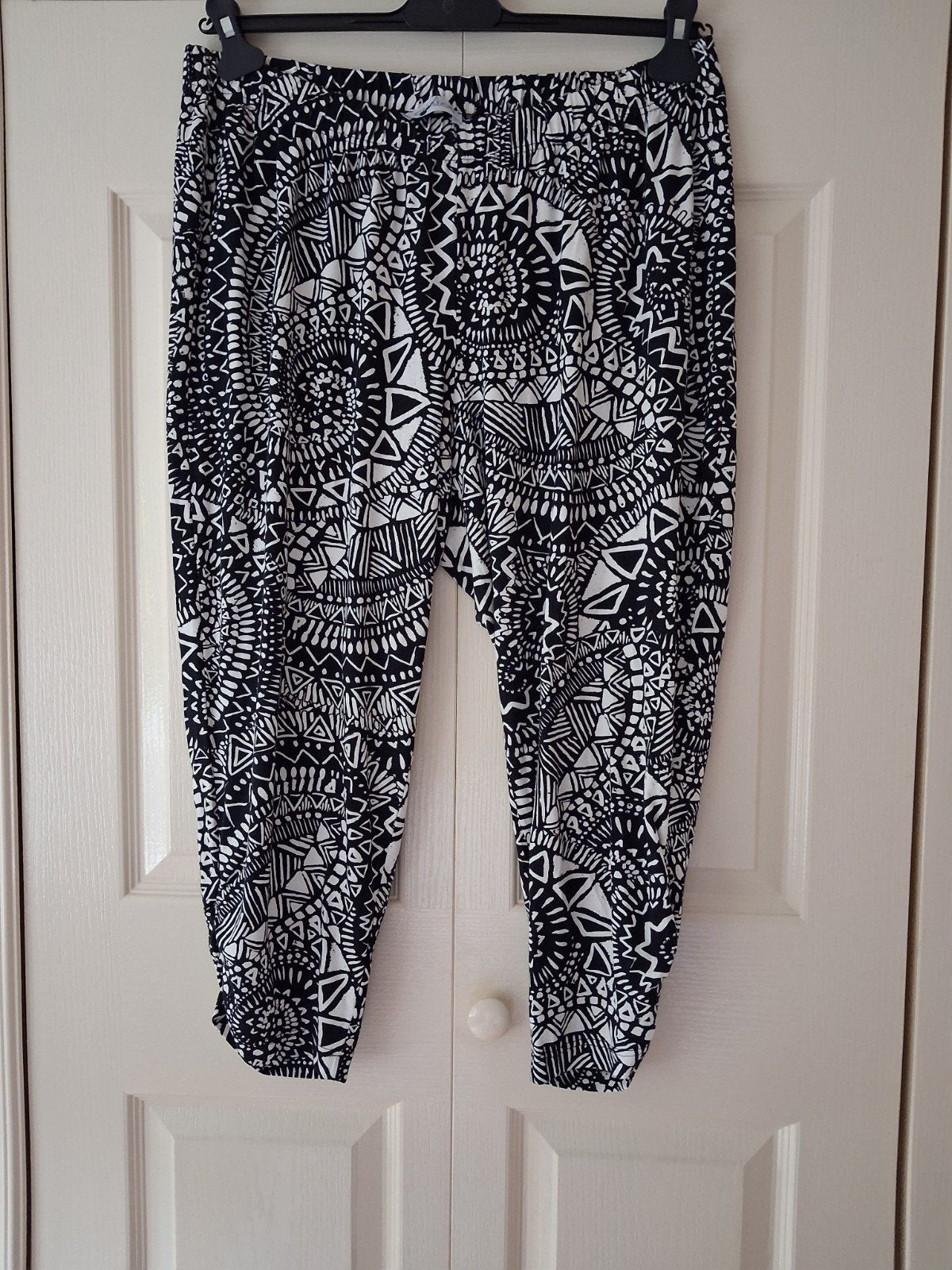 nieuwe legging merk chalou  maat 50, Verzenden, Nieuw, Zwart, Broek of Spijkerbroek