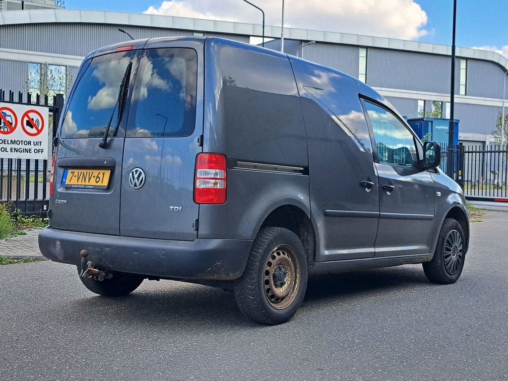 Volkswagen Caddy 1.6 TDI Baseline EXPORT, Euro 5, Stof, Gebruikt, Zwart