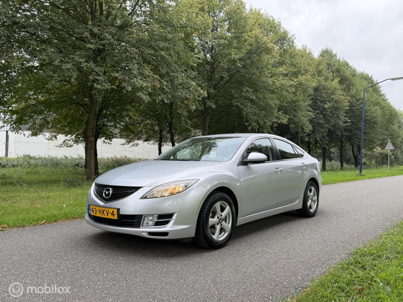 Mazda 6 2.0 S-VT Business Plus*AUTOMAAT*SCHERM*PARKEERSENSOR, Auto's, 1330 kg, Stof, Gebruikt, Zwart