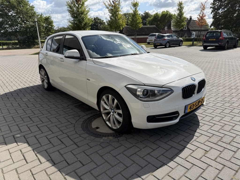 BMW 1-serie 118i (bj 2011), Auto's, 1-Serie, Euro 5, Gebruikt, 4 cilinders