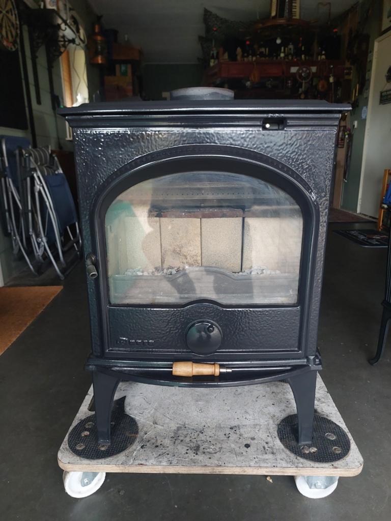Dovre 550cb houtkachel , blueblack geëmailleerd, Huis en Inrichting, Kachels, Ophalen, Houtkachel, Zo goed als nieuw, Vrijstaand