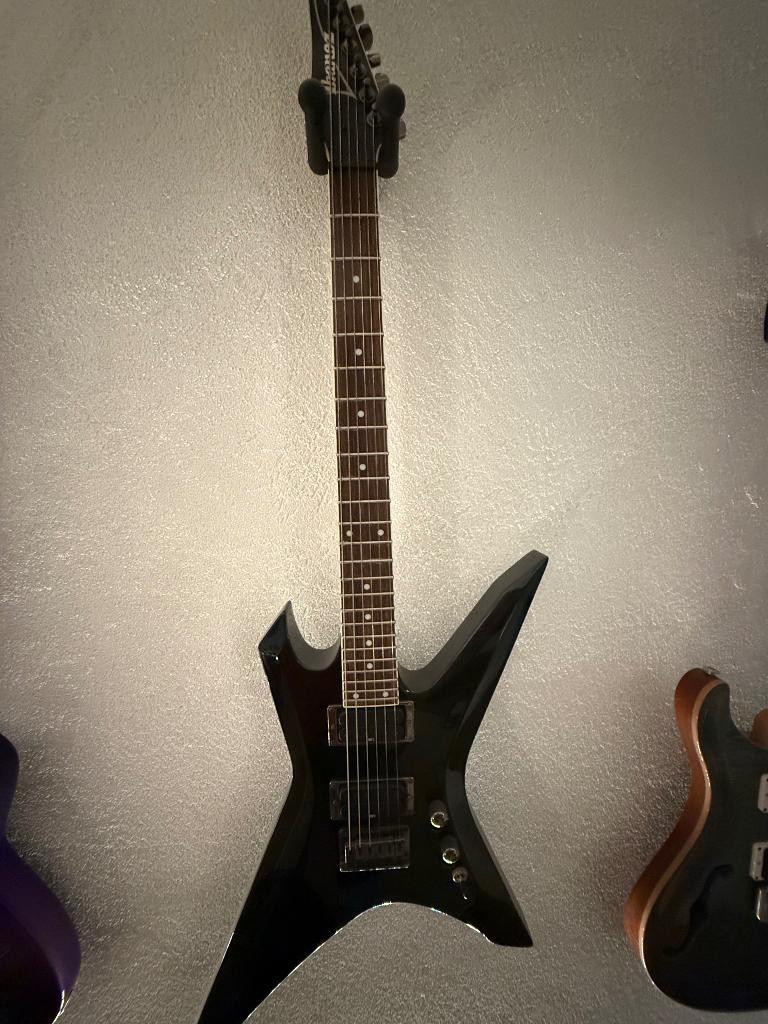 Ibanez Xiphos FX300  in nieuw staat te koop, Ophalen, Zo goed als nieuw, Solid body, Ibanez