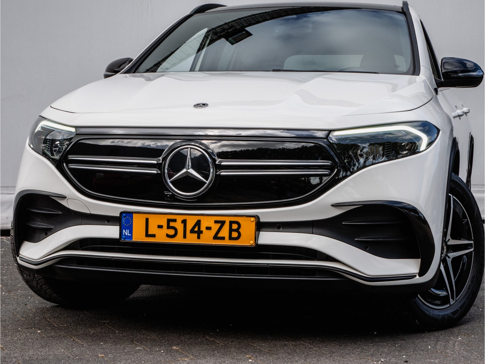 Mercedes-Benz EQA 250 Business Solution AMG 67 kWh Elek. pan, Auto's, 1940 kg, Gebruikt, Met garantie (alle), Leder en Stof
