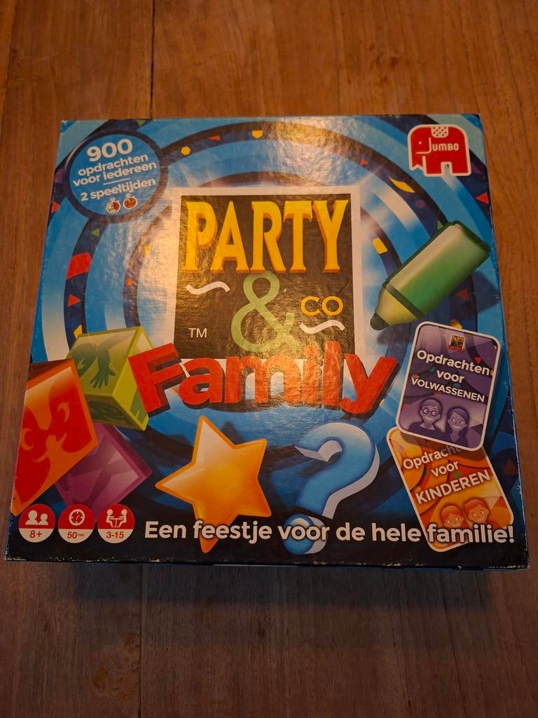 Party & Co Family  familiespel,, Ophalen of Verzenden, Zo goed als nieuw