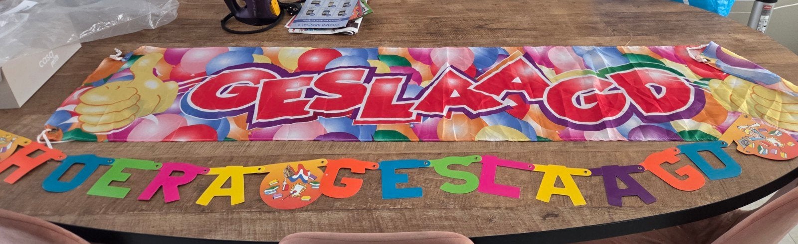 Geslaagd vlag/banner en slinger - Feestversiering, Hobby en Vrije tijd, Feestartikelen, Ophalen of Verzenden, Versiering, Overige