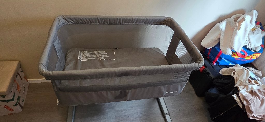 Bébéconfort Co-Sleeper / Bedside Crib – Grijs, Ophalen, Zo goed als nieuw, Wieg