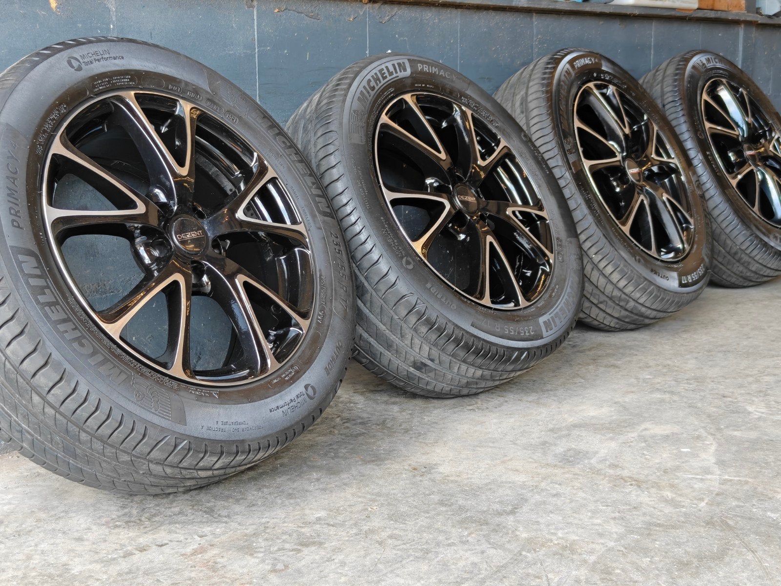 17" Ford Kuga Volvo XC70 Zomerset Michelin TPMS, Auto-onderdelen, Banden en Velgen, Ophalen, Gebruikt, Dezent, Banden en Velgen