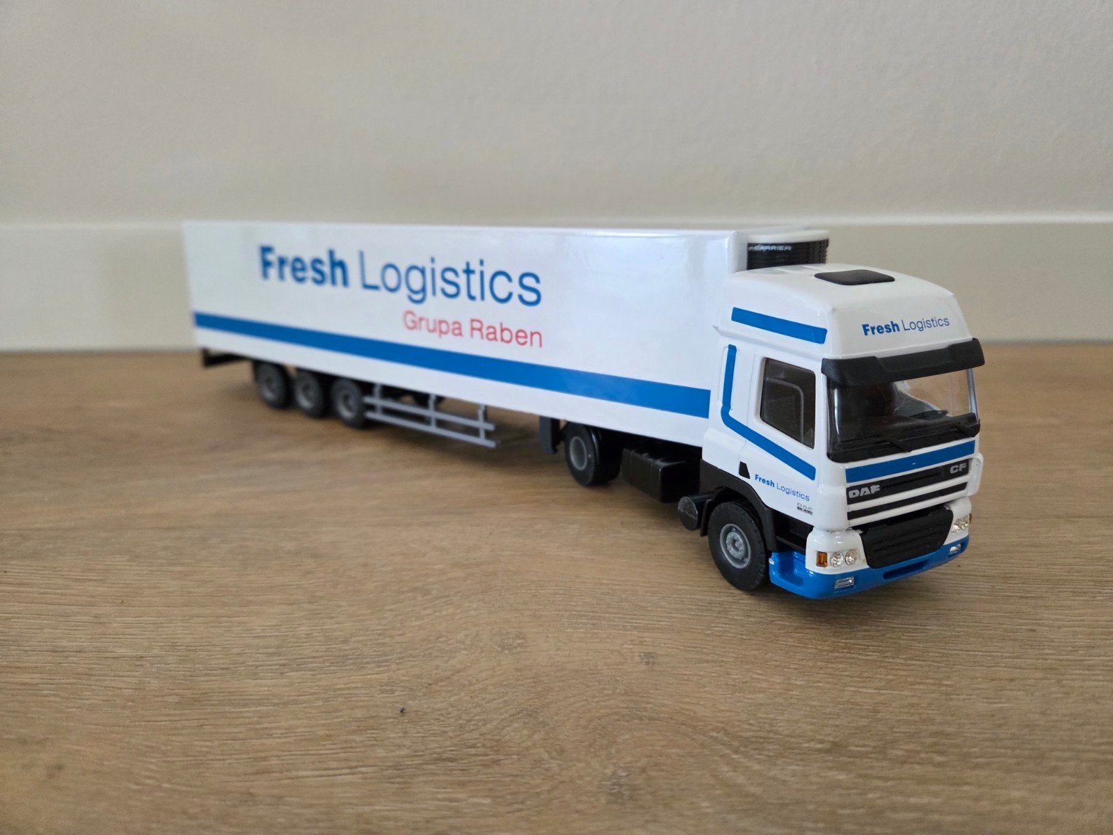 Lion Toys Daf CF Raben Fresh Logistics, Ophalen of Verzenden, Zo goed als nieuw, Bus of Vrachtwagen, Lion Toys