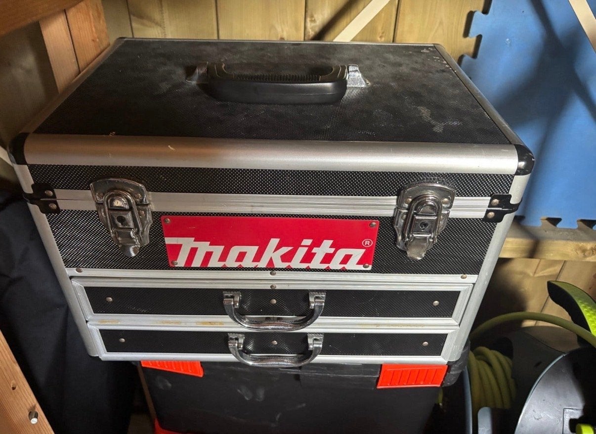 Makita 6271D Boor-/Schroefmachine met uitgebreide set, Gebruikt, Variabele snelheid, Ophalen of Verzenden, Boor- en Schroefmachine