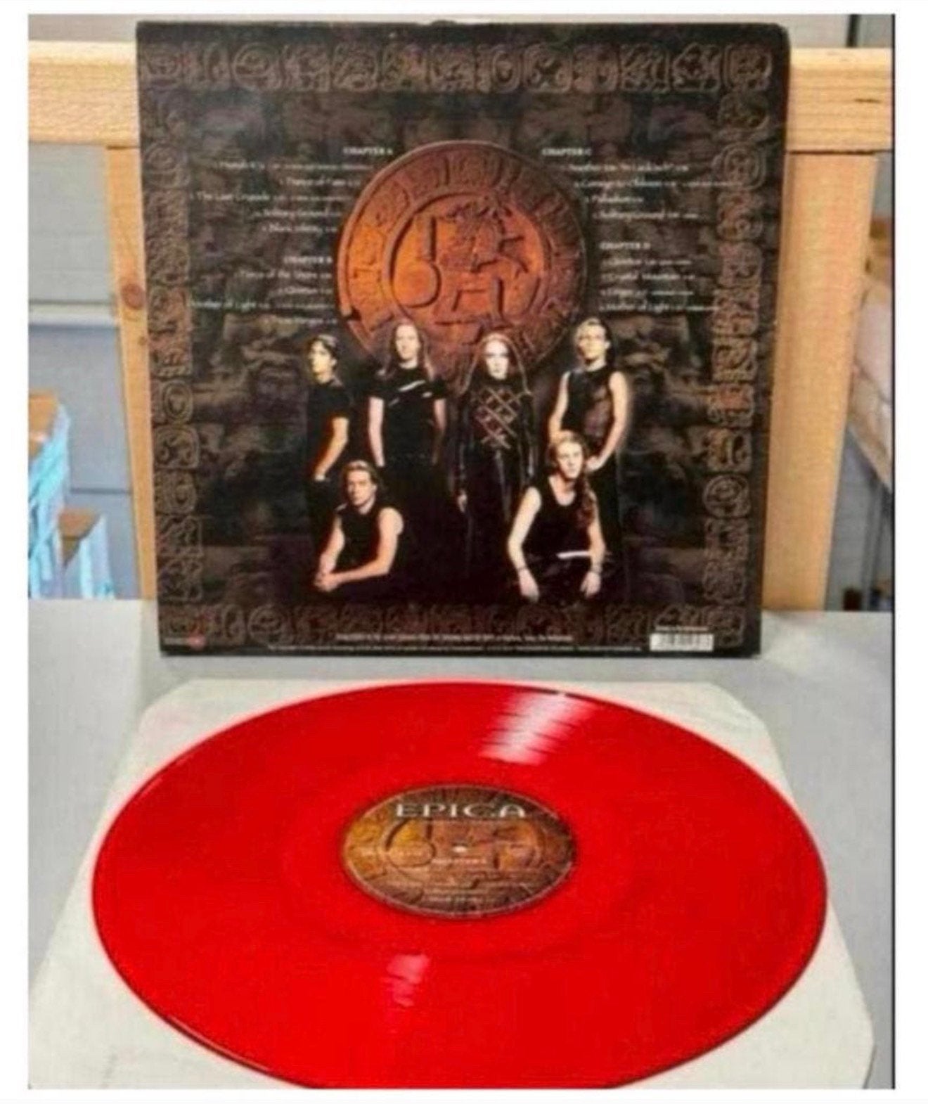 Epica Consign To Oblivion 1X rood Vinyl TMV 072 Expanded ed, Ophalen of Verzenden, Zo goed als nieuw