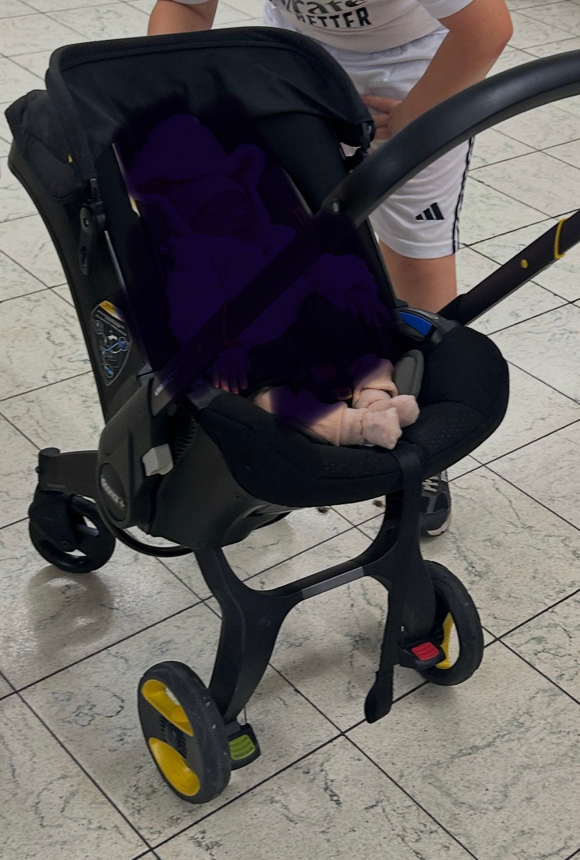 Doona zwart, Kinderen en Baby's, Kinderwagens en Combinaties, Ophalen, Zo goed als nieuw, Overige merken