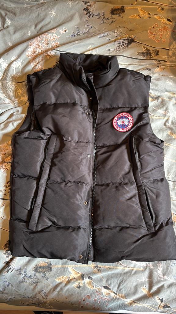 Canada goose bodywarmer, Kleding | Heren, Bodywarmers, Ophalen of Verzenden, Zo goed als nieuw, Maat 52/54 (L), Zwart