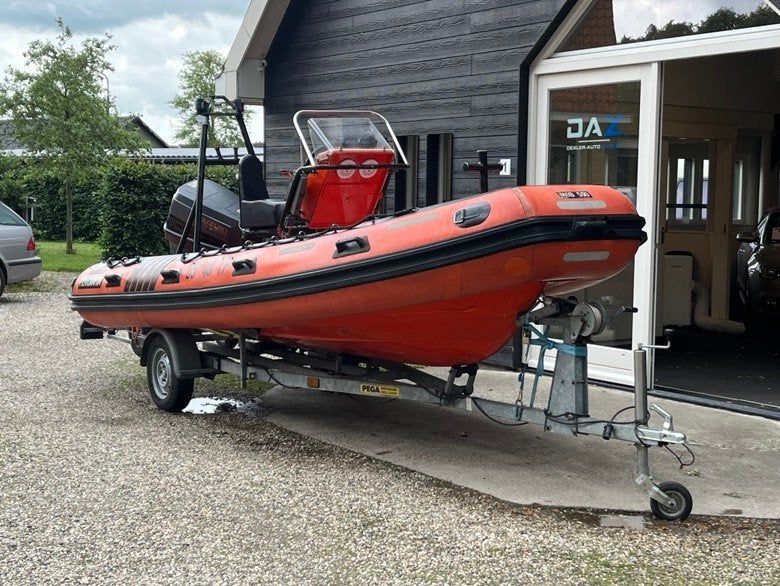 Novurania RIB 520 met 100PK buitenboordmotor en trailer, Gebruikt, 5 m, 2 m, 100 pk