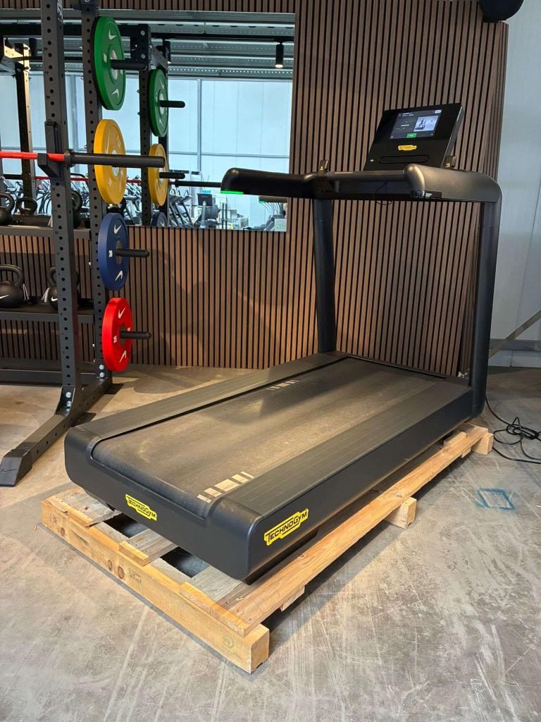 Technogym Excite Live Run 700, Niet ingevuld, Gebruikt, Niet ingevuld, Ophalen of Verzenden