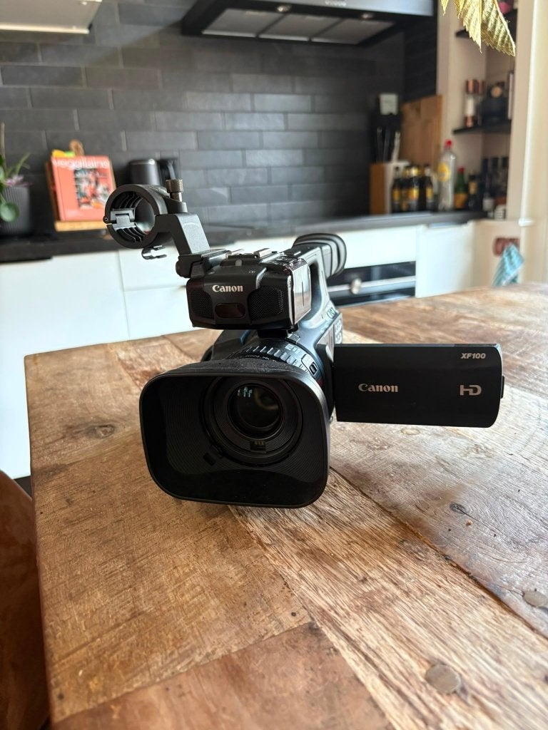 Canon XF100, pro HD Camcorder inclusief tas, Gebruikt, Canon, Ophalen of Verzenden, Band, Disc of Geheugen
