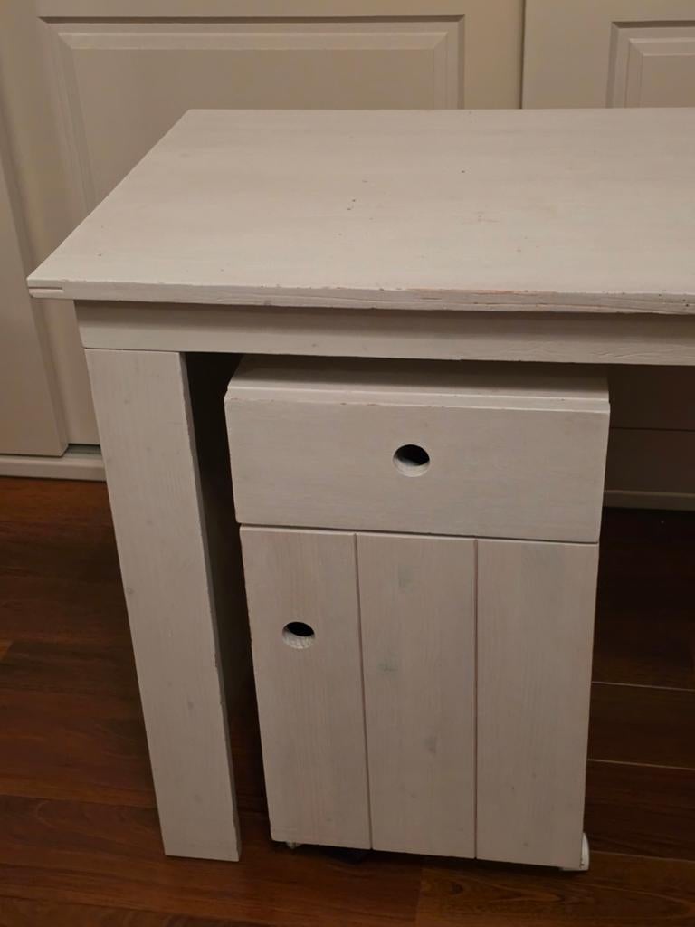Wit bureau met lade en kastje - ideaal voor kleine ruimtes, Huis en Inrichting, Bureaus, Ophalen, Gebruikt, Hout, Met lades