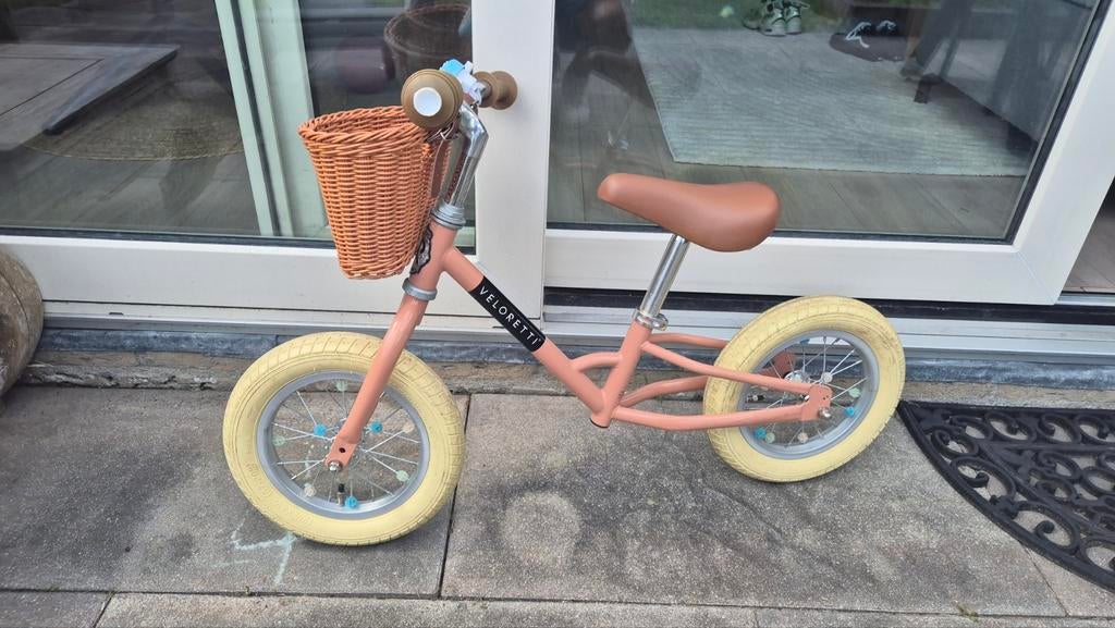 Als Nieuw: Veloretti loopfiets, met mandje, Ophalen of Verzenden, Zo goed als nieuw, Minder dan 16 inch, Veloretti