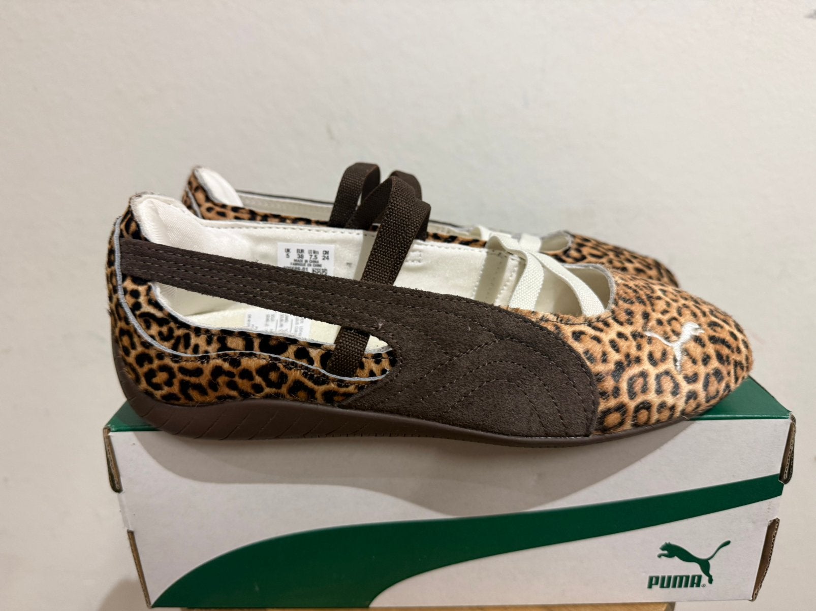 Te koop nieuwe Puma Speedcat chocolat Ballet maat 38, Kleding | Dames, Postlaan 3, Nieuw, Ophalen of Verzenden, Sneakers of Gympen