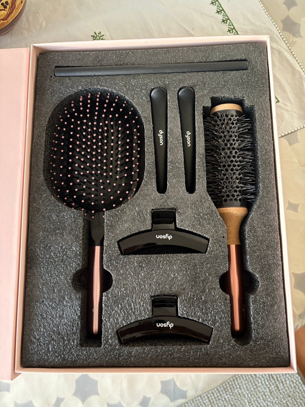 Dyson Haarborstel Set - Nieuw in Doos, Ophalen of Verzenden, Nieuw, Kam of Borstel
