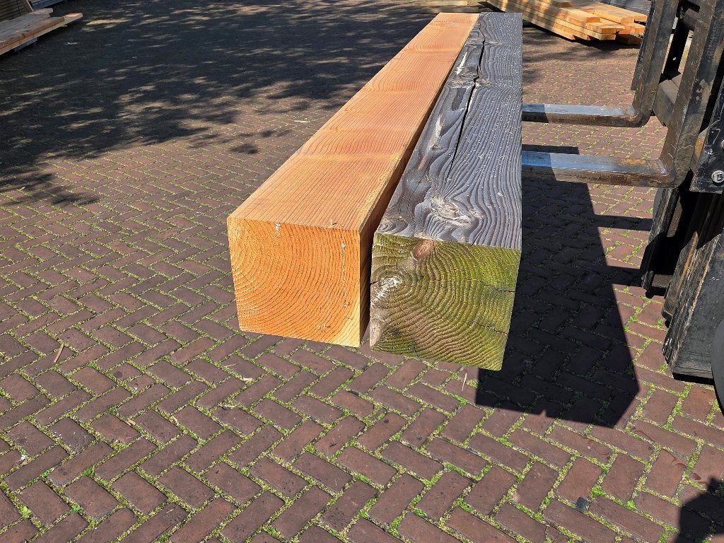 2 Douglas palen 24x24 cm / 3.00 meter lang - nr: TB26, Ophalen, Nieuw, 250 cm of meer, Palen