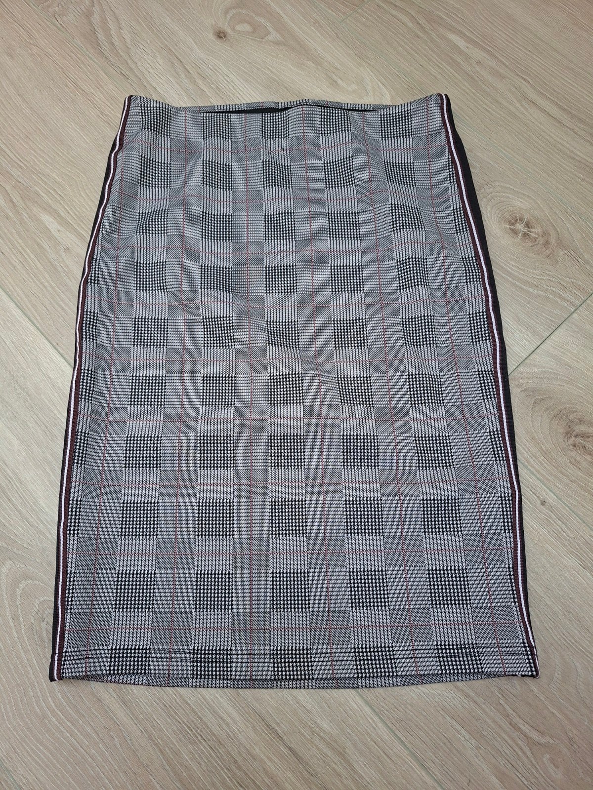 Als NIEUW grijze ruit koker rok JDY - maat XS 34, Kleding | Dames, Ophalen of Verzenden, Zo goed als nieuw, Maat 34 (XS) of kleiner