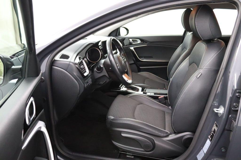 Kia XCeed 1.6 GDi PHEV DynamicLine afneembare trekhaak, Auto's, Kia, XCeed, Gebruikt, Leder en Stof, Plug-in hybride