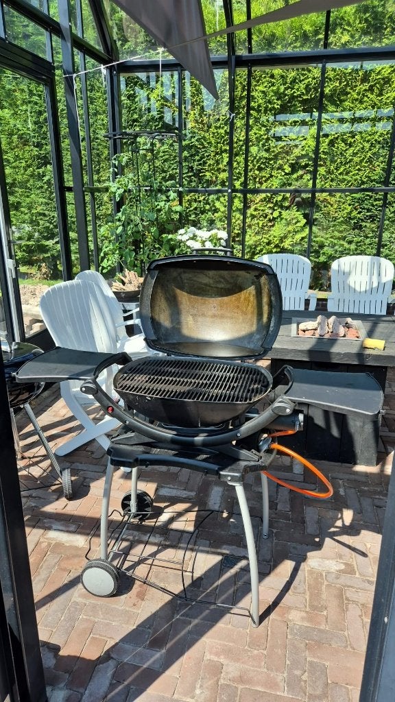 Weber Q200 Gasbarbecue | Ideaal na kleine reparatie, Ophalen, Gebruikt, Weber