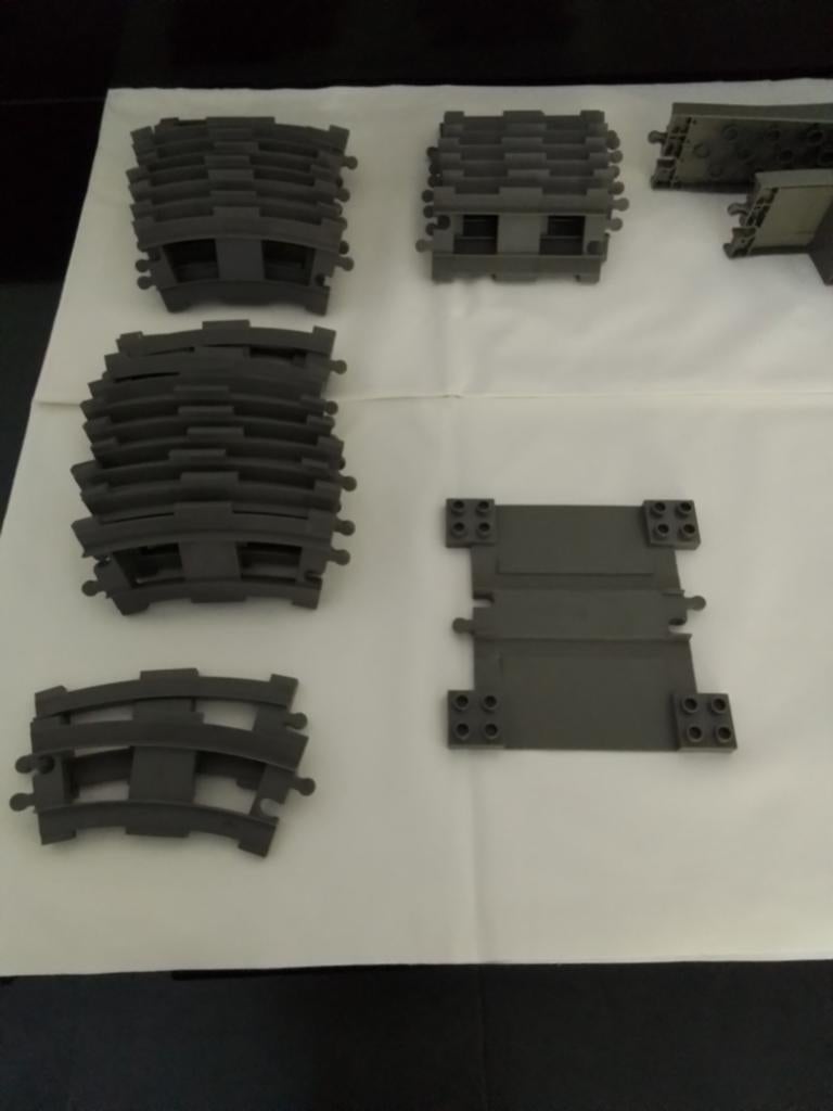 Lego duplo rails brug wissels alles op trein gebeuren, Ophalen of Verzenden, Zo goed als nieuw, Duplo