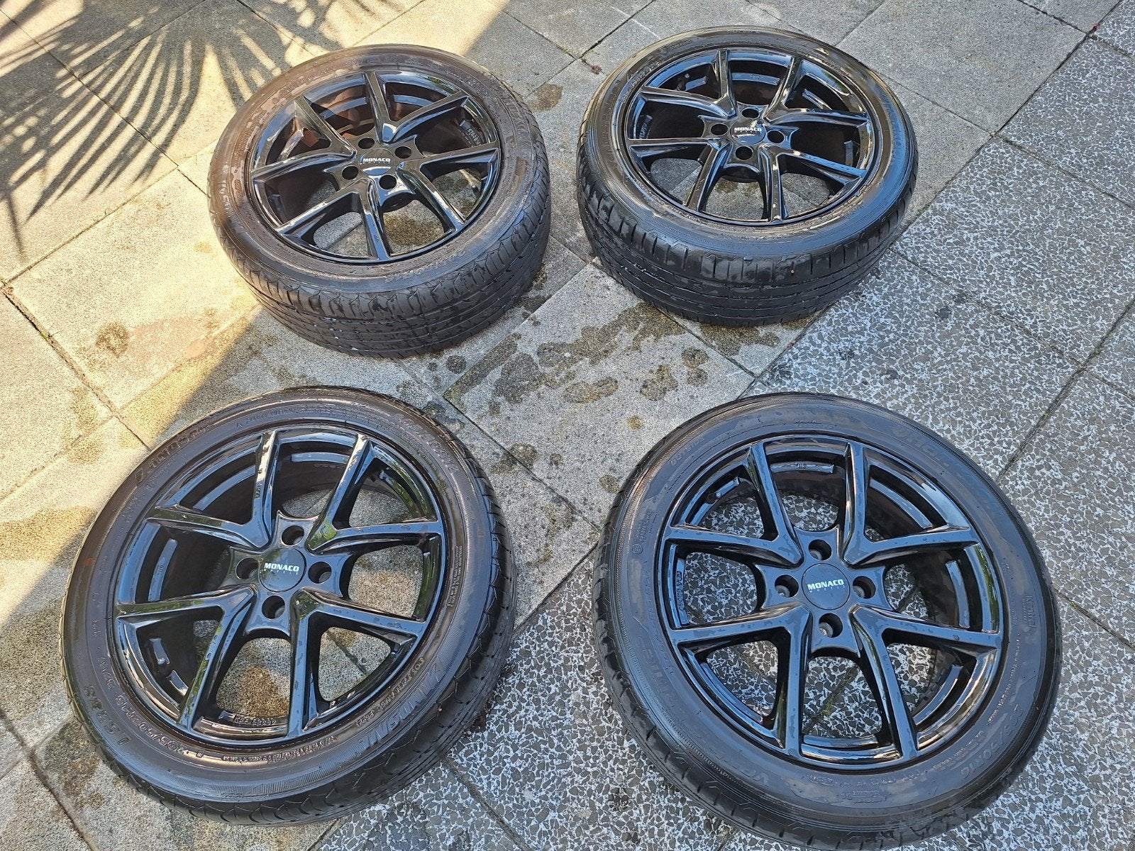 Banden plus velgen, Auto-onderdelen, Banden en Velgen, Ophalen, 16 inch, 205 mm, Zomerbanden
