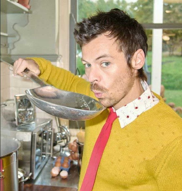GEZOCHT: 5 juni, 6x Rear GA tickets Harry styles, Drie personen of meer, Juni