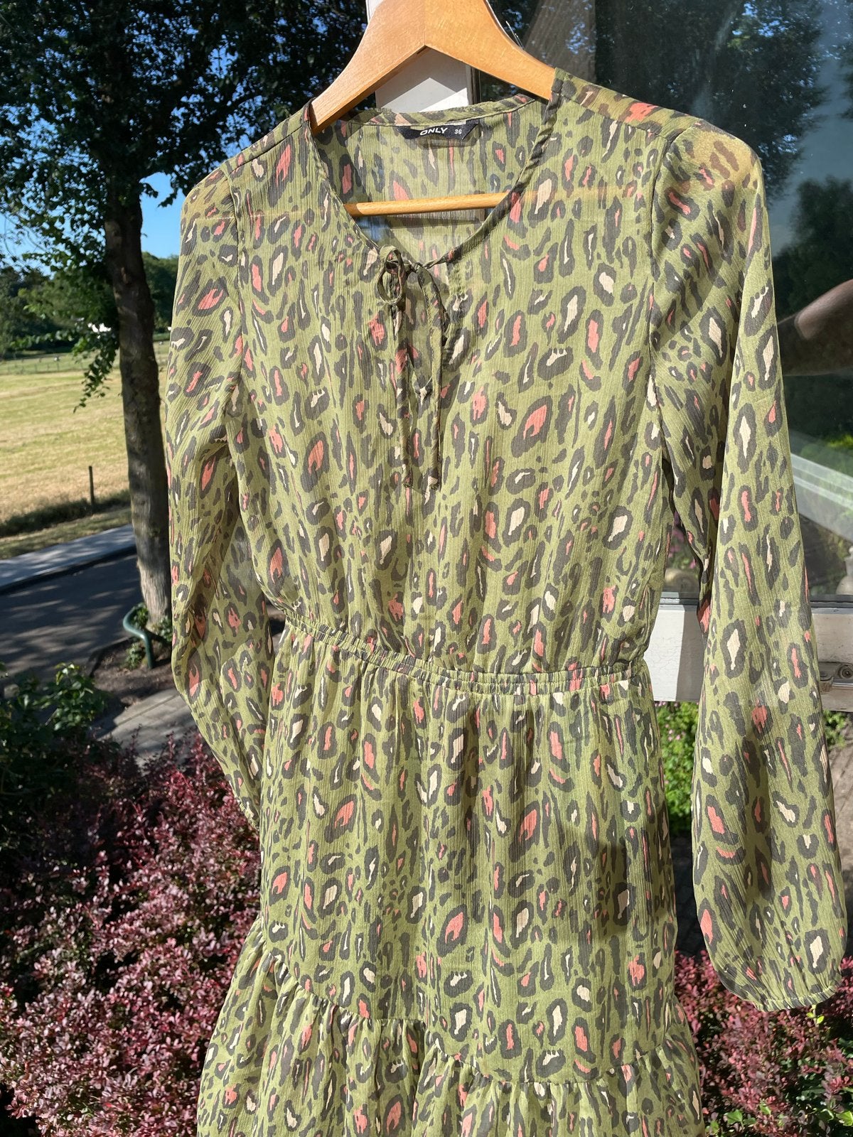 ONLY Jurk met luipaardprint en onderjurk - Maat 36 (S), Ophalen of Verzenden, Zo goed als nieuw, Maat 36 (S), Boven de knie