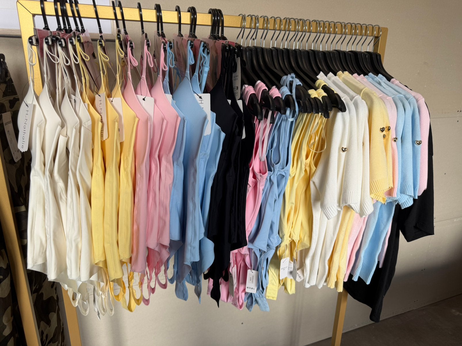 Partij dames kleding nieuw, Ophalen, Nieuw