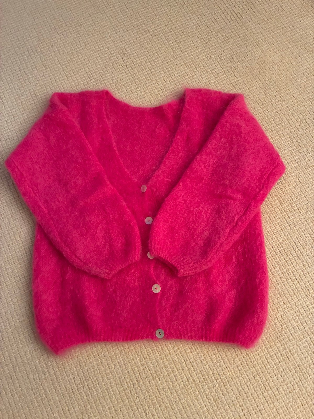 Roze mohair vestje, nieuw, mt M, €32,50, Kleding | Dames, Ophalen of Verzenden, Nieuw, Maat 38/40 (M), Roze