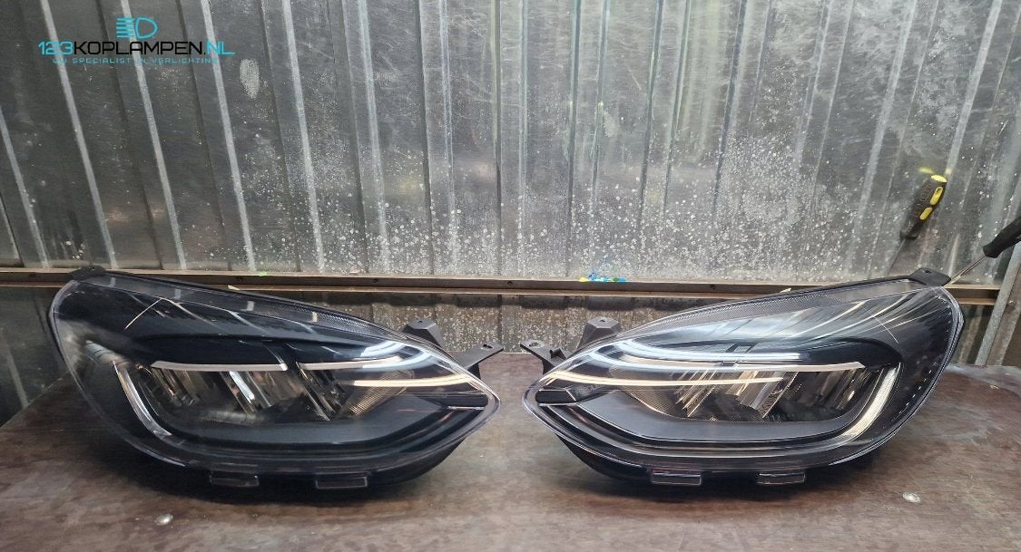 Ford Fiesta MK8 ST Facelift Full Led Koplamp links rechts, Gebruikt, -, Ophalen of Verzenden, Ford