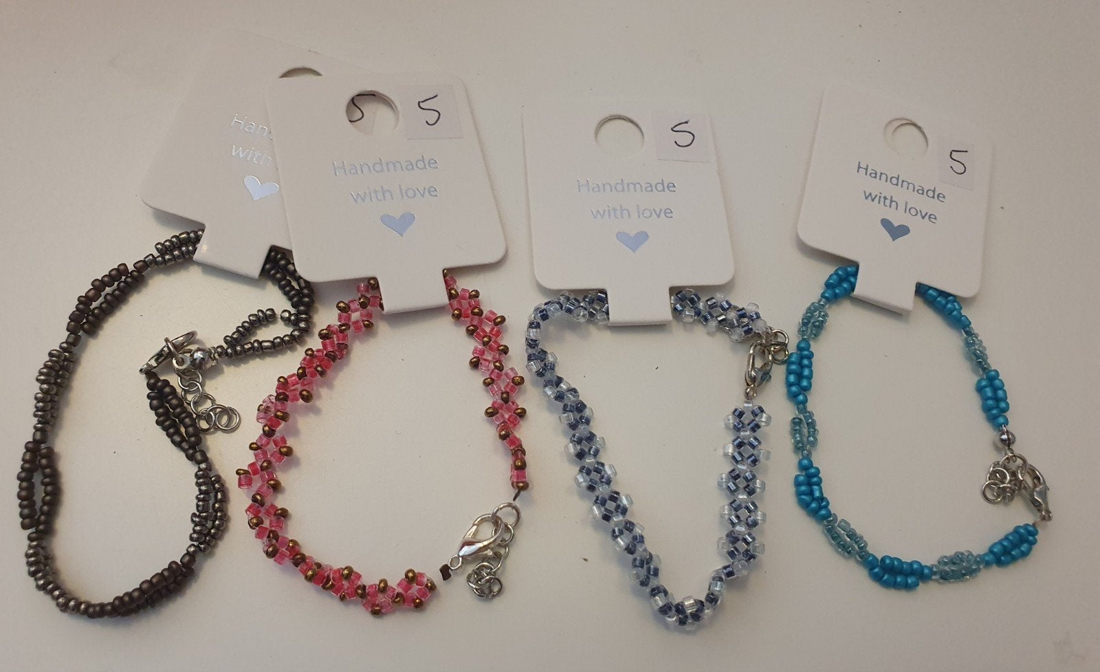 Handgemaakte armbandjes - Steun Run for Kika marathon!, Overige materialen, Overige kleuren, Nieuw, Ophalen of Verzenden