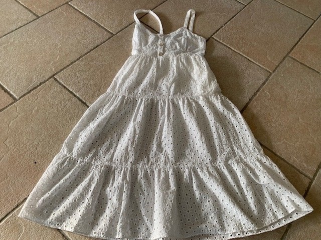 Zara jurk wit maat S. Lengte 92 cm, taille 34 cm, Ophalen of Verzenden, Gedragen, Wit, Onder de knie