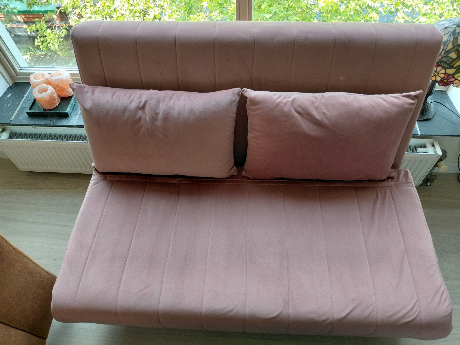 MADE Zachtroze slaapbank met kussens, Ophalen, Zo goed als nieuw, Twijfelaar, Overige kleuren