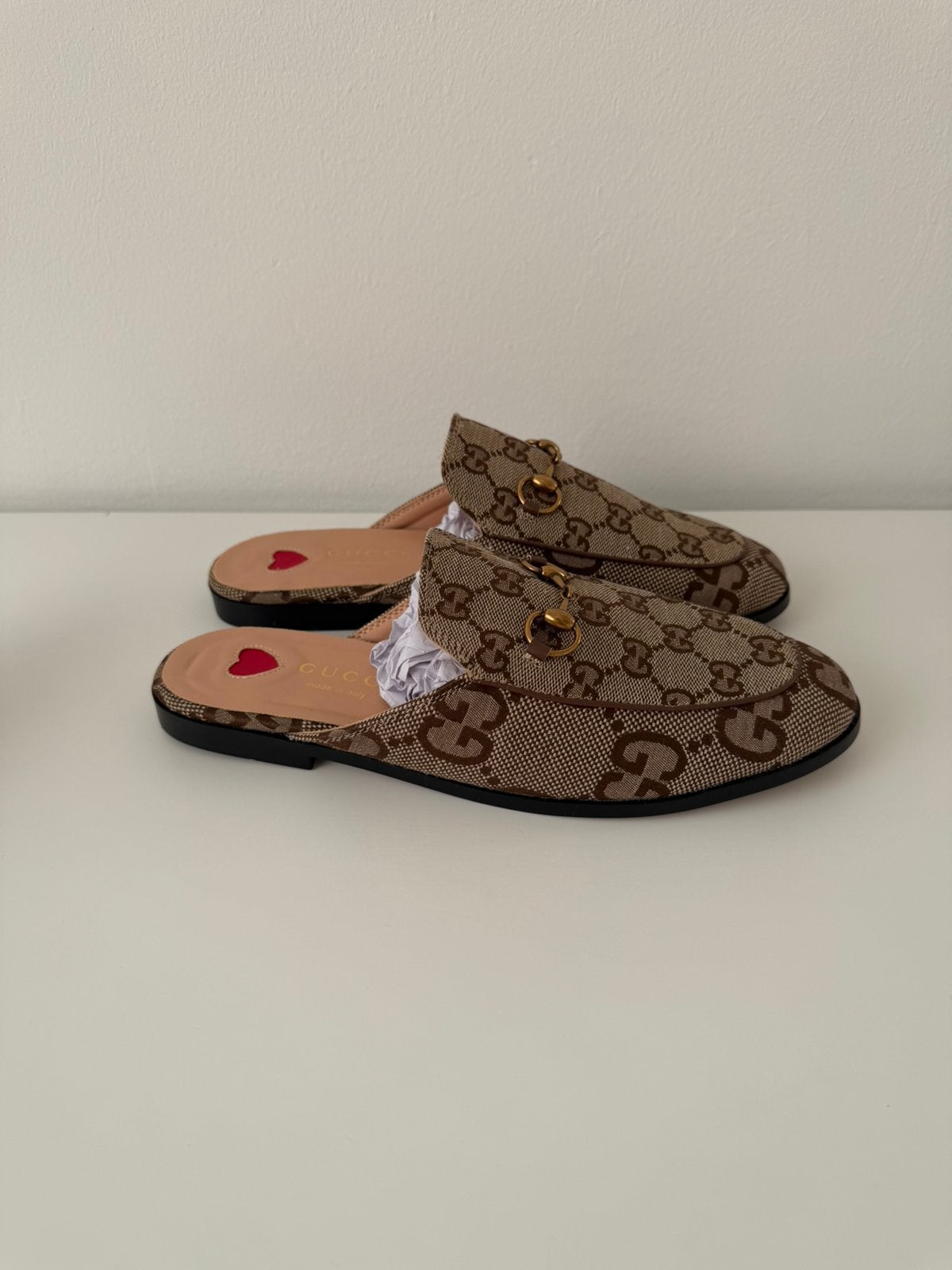 Maat 38 gucci slippers, Ophalen of Verzenden, Zo goed als nieuw, Meisje, Overige typen